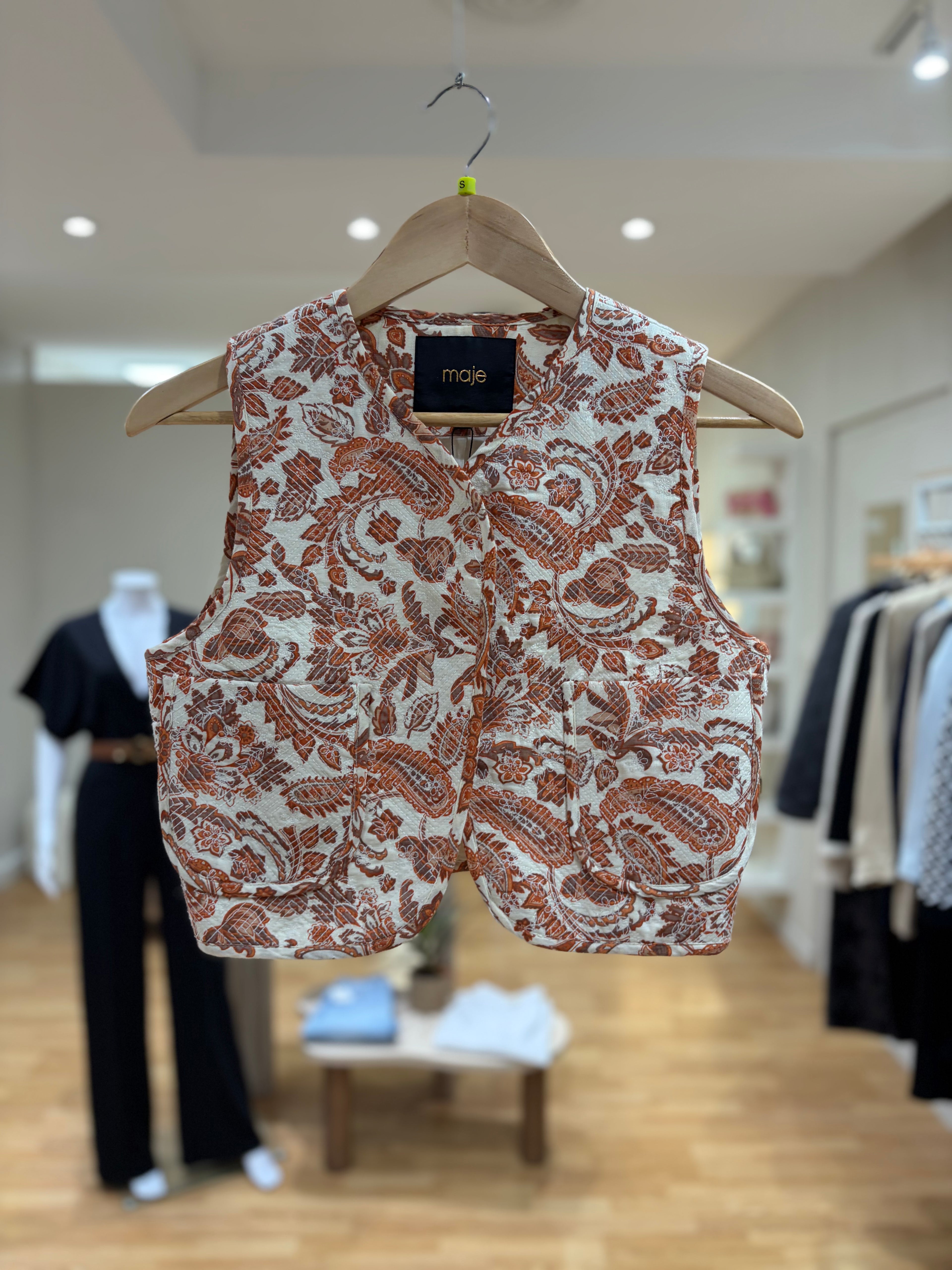 Cardigan sans manches Maje