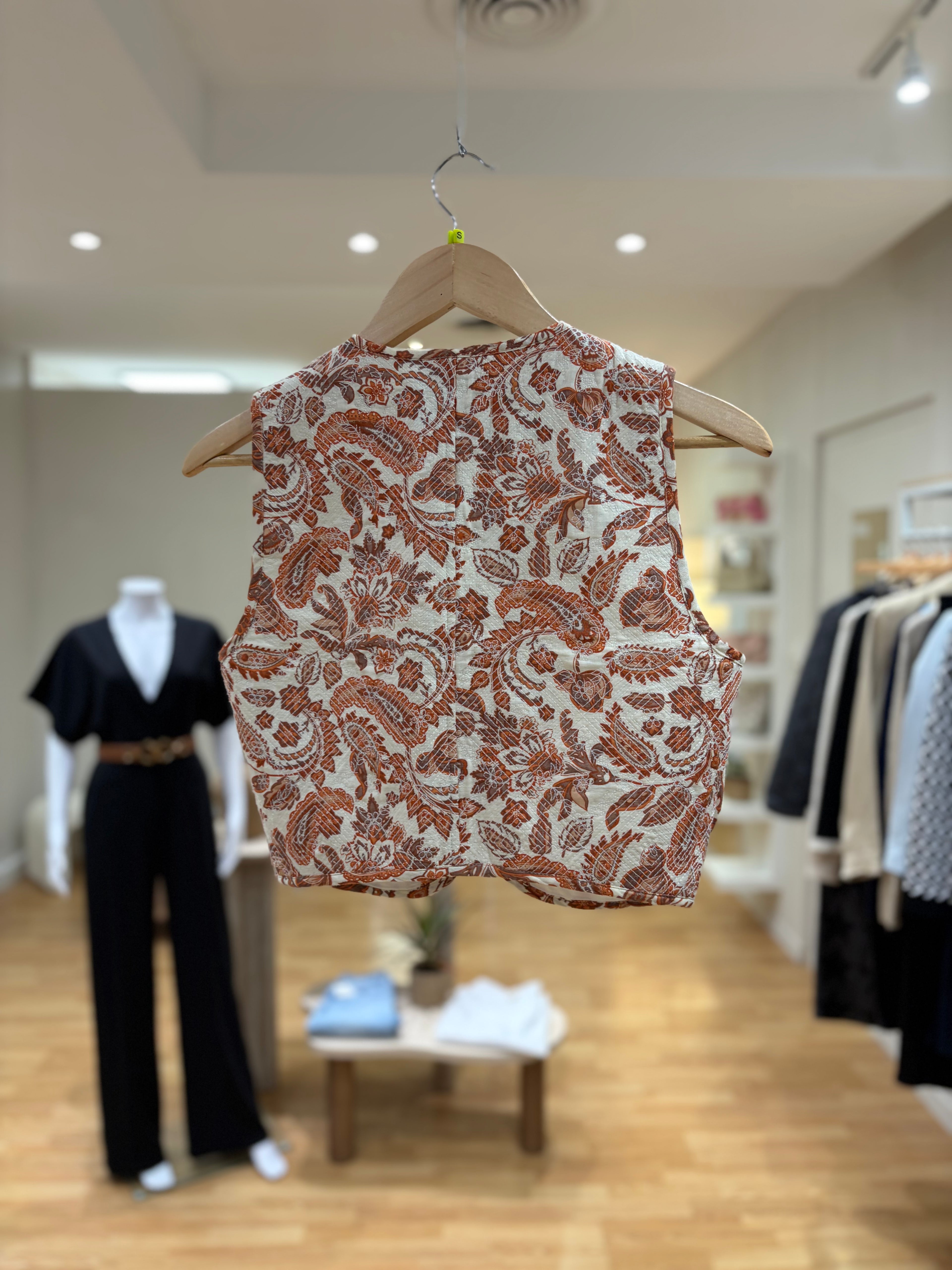 Cardigan sans manches Maje